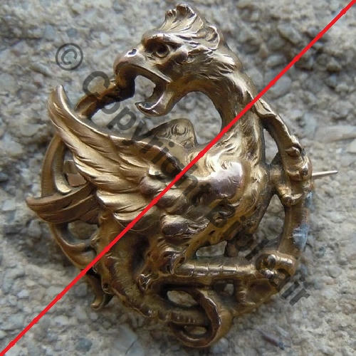 NI SPA  NI ESCADRILLE INDO Laiton Eping bascule Dos lisse Embouti Poincon FIX en relief DOUTEUX Src.lapetitebrocdechacha 680EurInv 